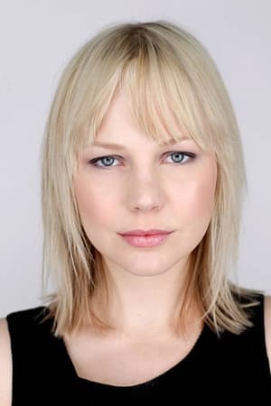 Adelaide Clemens profil kép