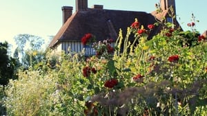 Great British Gardens: Season by Season with Carol Klein kép