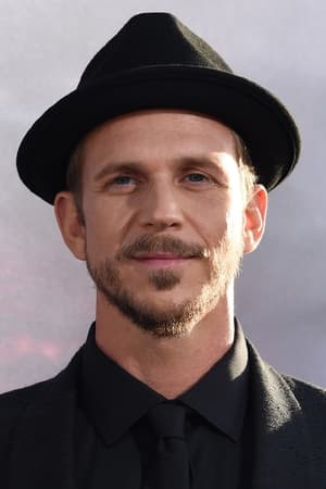 Gustaf Skarsgård profil kép