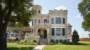 Fixer Upper: The Castle kép