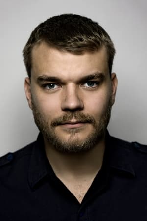 Pilou Asbæk profil kép