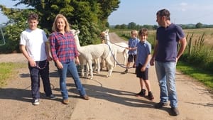 Sarah Beeny's New Life in the Country kép