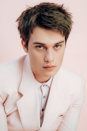 Nicholas Galitzine profil kép