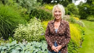 Great British Gardens: Season by Season with Carol Klein kép