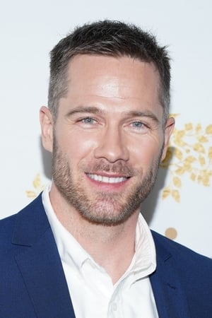 Luke Macfarlane profil kép