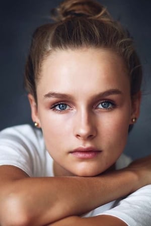 Olivia DeJonge profil kép