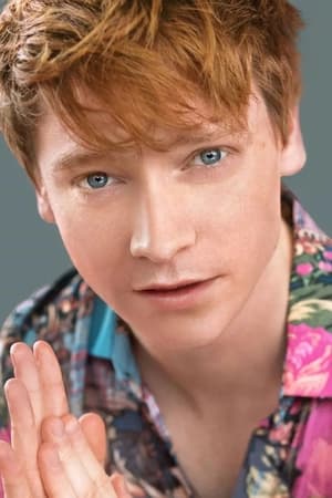 Calum Worthy profil kép